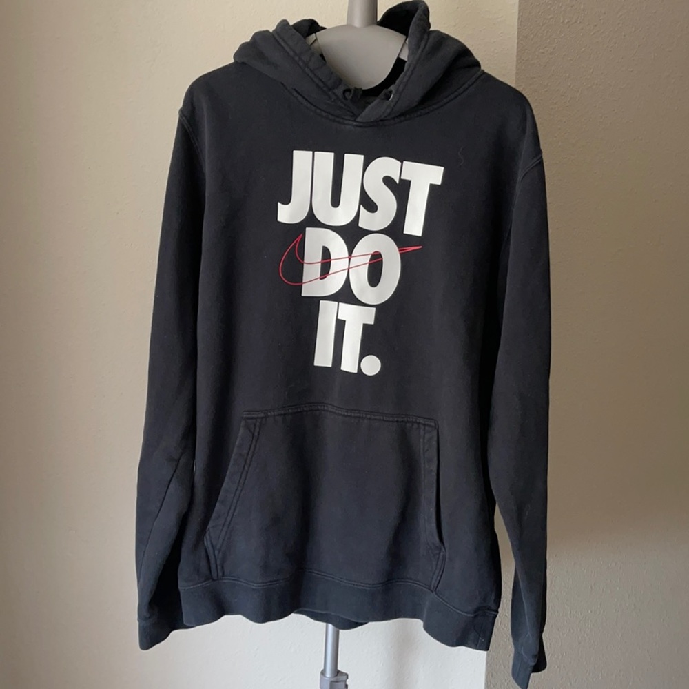 Men’s Nike Black Fleece Hoodie Size M